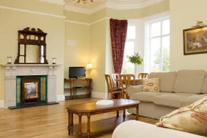 Exquisitely restored Victorian Flat - WB Yeats - Image 3