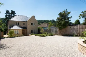 Superb Cotswold Honeycomb House - Image 4
