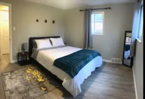 Restful Nest near downtown - Image 4