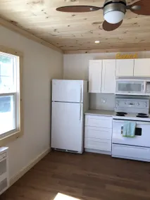 Sauble Beach Sandy Bungalow - Image 4