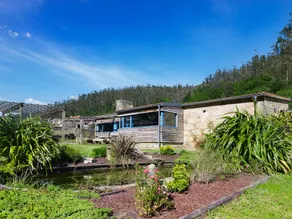 Charming rural cabin with private garden - Image 4