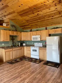 Knotty Pine Rental - Rolling Ground - Image 4