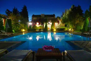 Mandarin Villas - Image 2