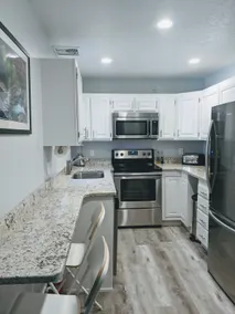 Unique, fully renovated Sports Village retreat - Image 5