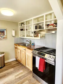 Cabin 04 Pet friendly *Updated* Studio+ kitchen - Image 5
