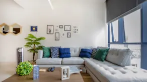 Elegant Downtown Boutique Loft *Best City Location - Image 2