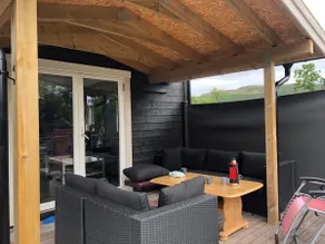 Spacious cabin with good standard and access by car. - Image 4