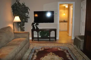 The Meadowbrook - 15 Minutes to Winston Salem - Image 4