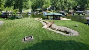 3,800 Sq Ft., Rustic Luxury Estate On Lake Freeman - Image 3