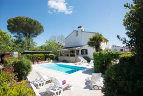 Rivoli sommerhus med pool i Valbandon - Image 2