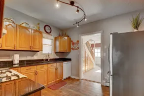 Charming 3 Bedroom 2 bath home, sleeps 7. - Image 5