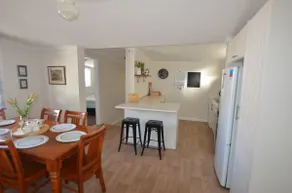 Enjoy Bathurst with Friends and Family, 4 Bedroom. - Image 4