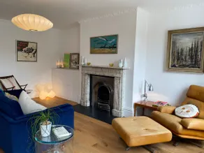 Stunning Georgian Flat in The Heart of Midhurst Old Town - Image 2