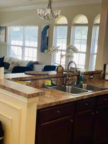 Cozy Oasis-Spacious 4 Bedroom Condo! - Image 4