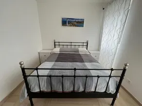 Apartment 5 minutes from the sea with parking, Imperia - Image 3
