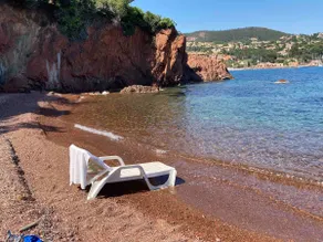 Waterfront house - Private beach and swimming pool - Image 2