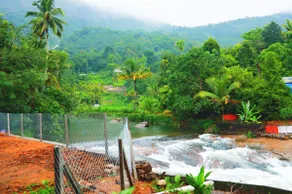 Water Vibes Mamalakandam - Image 3