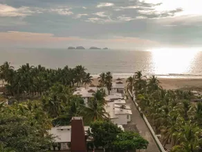 1 Villas Malaki - Beachfront house - Image 4