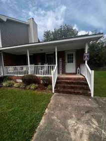 The Pirate Palace - 1 bedroom home w/ free parking - Image 4
