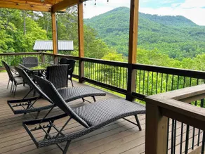 Peace of Heaven • Mountain Views•Hot Tub•Near Town - Image 3