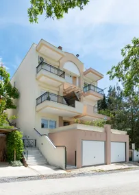 Luxury House for all Seasons - Image 4