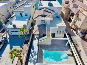 Best Luxury Riverfront Home w/ Private Pool & Dock - Image 2