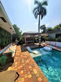 Villa with Heated Pool, Laundry, Ping Pong & More - Image 4