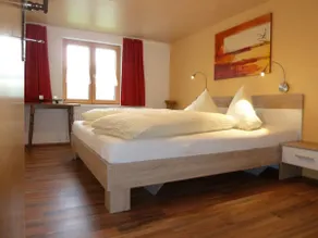 APT 1 for 6 people - Image 2