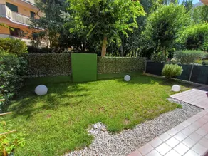 Downtown, comfortable Spa area with parking - Image 4