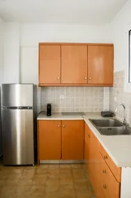 Pharos Apartments - Image 4