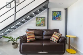 Spacious loft overlooking the sea - Image 4