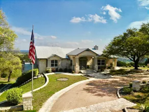 Whispering Canyon Estate - Image 2