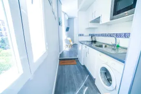 Studio 100 meters from PLAZA MAYOR-2-(Temporary Rental) - Image 3