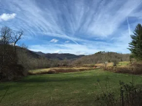 Mountain views yet convenient to town! - Image 5