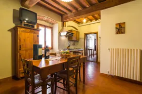 Rustic mansion in Pian di Sco - Image 4