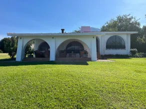 Beautiful house in Chapala with a pool - Image 5