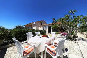 Apartment with Sea View for 4 persons - Image 4