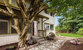 Cozy and Convenient Mid-Century Modern Home - Image 2