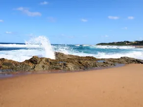 Umzumbe Surf House - Image 4