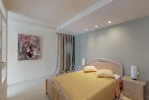Ocean Villas Suite open plan by Ocean Residences - Image 4