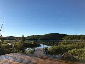 Apartment on a quiet lake - Image 2