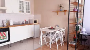 Lovely, quiet, private apartment near the center - Image 5
