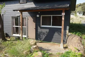 Scenic Mountain Lodge with Sea View in Minami Izu - Image 2