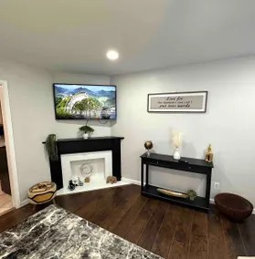 The Trendy Hideaway - Image 5