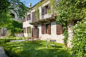 CasaZorzi Olea - Guesthouse of a castle with pool - Image 3