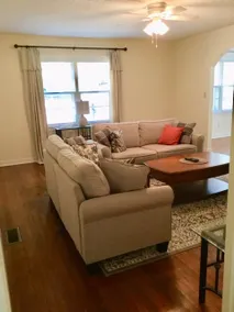 College View Cottage~UNA is 2 blocks away - Image 4