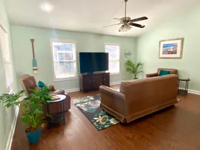 Spacious House Near Port Royal-Pet Friendly - Image 3