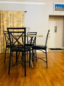 2 BR Flat In Quiet Neighborhood - Image 5