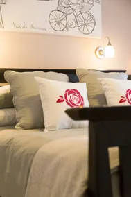 LEMON TREE COTTAGE - Image 2