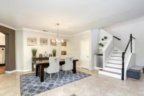 Luxurious spa-like oasis with pool, 4bdr/ 3br - Image 5